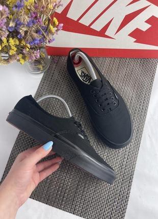 Оригинальные черные кеды vans