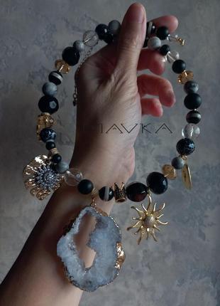 Колье  с друзой "королевые" агат агат дзи сардоникс хрусталь шунгит горный хрусталь яшма скамья