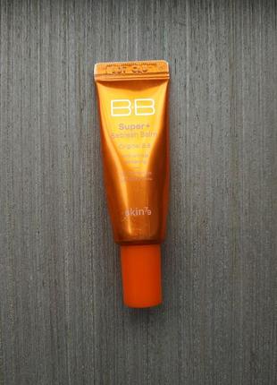 Skin 79 вв крем з вітаміним комплексом.