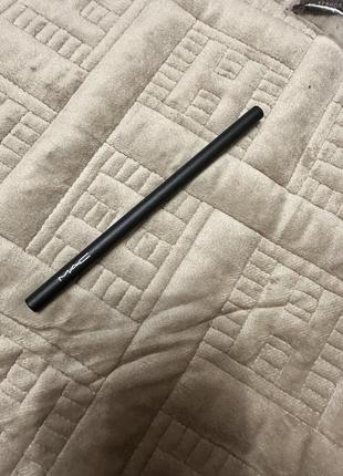 Стійкий оригінальний олівець для губ mac,soar5 фото