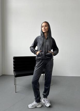 Жіночий спортивний костюм велюровий на хутрі теплий чорний сірий бежевий зимовий8 фото