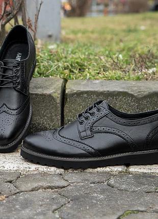 Стильные мужские туфли