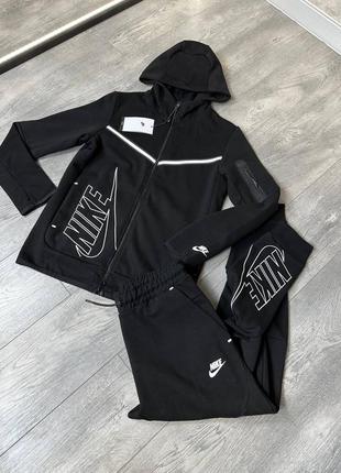 Free Shipping On Sneakers костюм