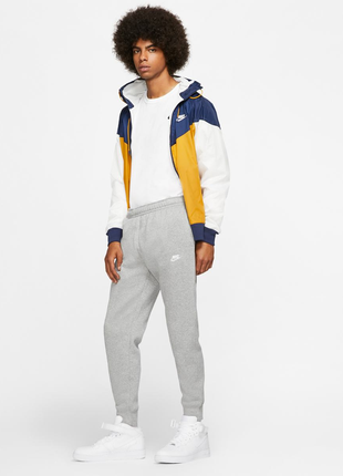 Спортивні штани nike nsw club jogger tech (s по 2xl) оригінал!3 фото