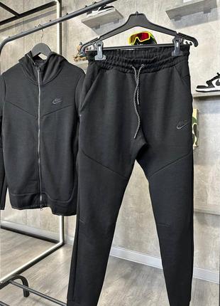 Free Shipping On Sneakers костюм