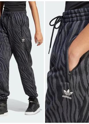 Спортивні штани adidas5 фото