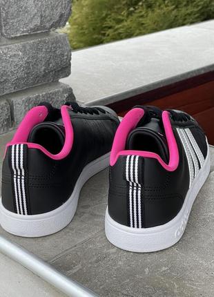 Жіночі кросівки adidas new 39 для міста4 фото