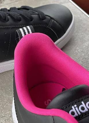 Жіночі кросівки adidas new 39 для міста7 фото