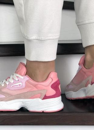 Крутые женские кроссовки adidas falcon розовые2 фото