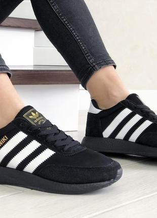 Стильні жіночі кросівки adidas iniki чорні2 фото