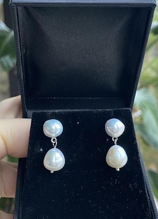 Нові оригінальні сережки пусети гвоздики з природніми барочними перлинами білого кольору