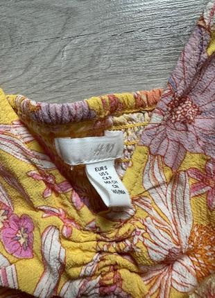 Кроп топ блуза с v-образным вырезом и кулиской спереди в цветочный принт h&m5 фото