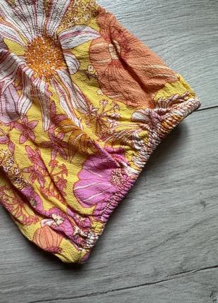 Кроп топ блуза с v-образным вырезом и кулиской спереди в цветочный принт h&m6 фото