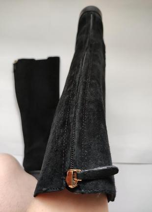 Эффектные черные красивые высокие замшевые сапоги на замке leather5 фото