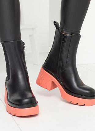 Кожаные ботинки челси на цветной платформе bottega.6 фото