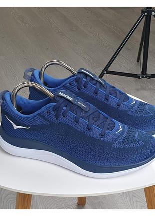 Новые кроссовки hoka one one