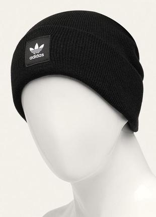 Шапка adidas originals (оригінал)2 фото