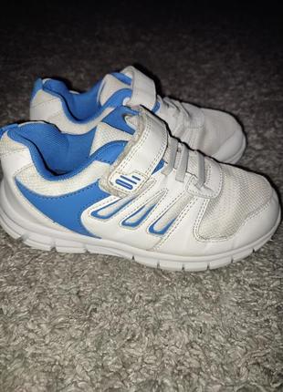 Кроссовки 31-32