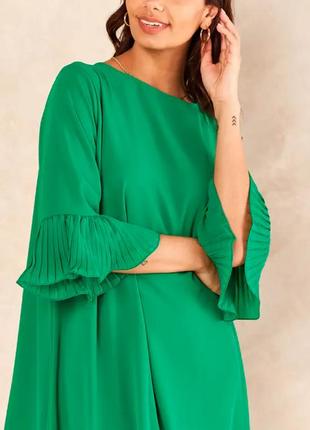 Шикарное платье style w трендового зеленого цвета а-силуэта с плиссироваными деталями6 фото