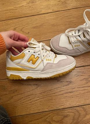 Жіночі new balance 550