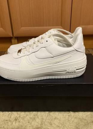 Оригінал! жіночі nike air force 1 plt.af.orm nike af 1 low. жіночі кросівки nike air force 1 white.