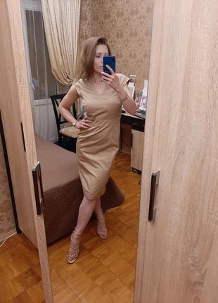 Нюдовое миди платье - футляр1 фото