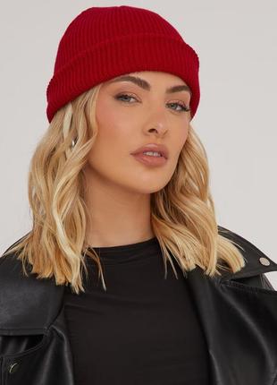 Червона шапка біні від jack wills