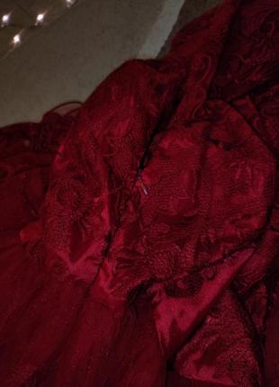 Королівська сукня червона сукня з пишною спідницею сукня на випускний плаття на випускний червоне сукня chi chi london9 фото