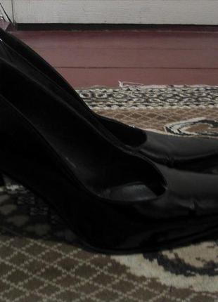 Туфлі жіночі шкіряні,37 розміру.3 фото