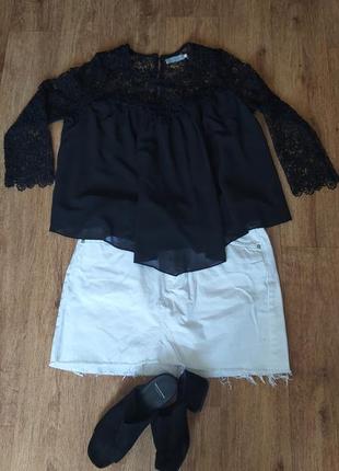 Блузка з дуже ніжни та гарним мереживом