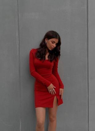 Красное женское мини платье с разрезом🍭