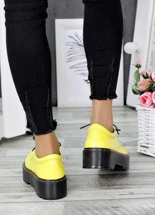 Туфли броги желтые кожаные  женские весна / лето / осень3 фото
