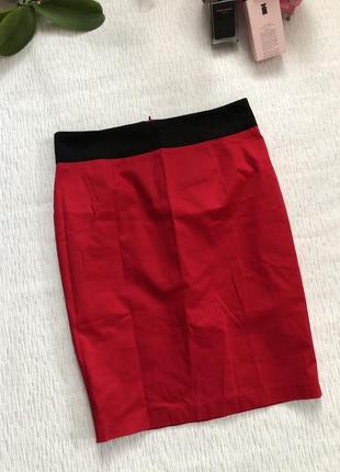 Красная юбка 16- размер . очень классная