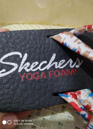 Босоножки skechers yoga foam5 фото