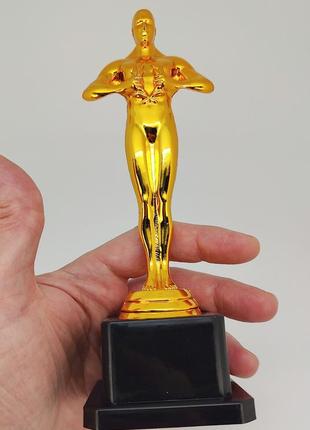 Статуэтка "оскар" (высота 18 см.) арт. 04456