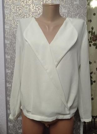 Блуза білого кольору від reiss.