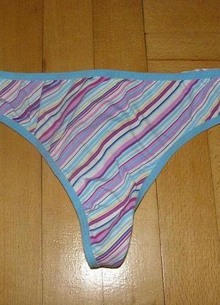 Стильные фирменные трусики-стринги в полоску s-m