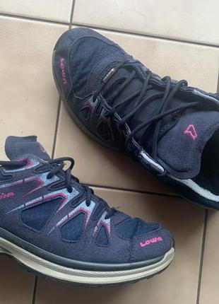 Кроссовки lowa р41 потолка 26,5см