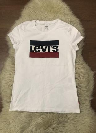 Брендова футболка levi’s