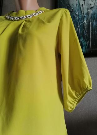 Нарядная блуза фисташкового цвета2 фото