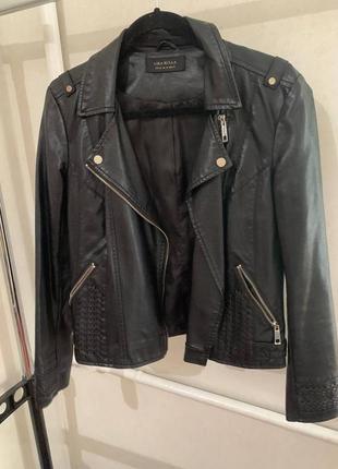 Косуха екошкіра чорна xs