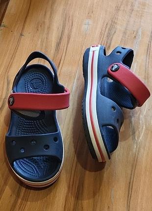 Оригинальные унисекс босоножки  crocs
