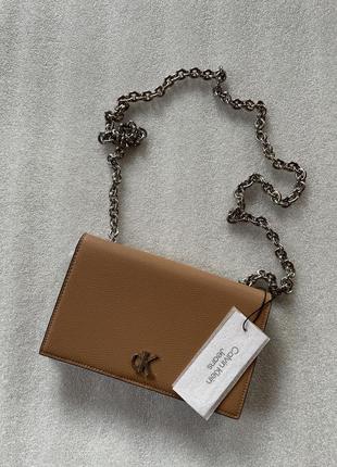Новая сумка calvin klein (ck black minimal monogram chain strap bag) с америки5 фото