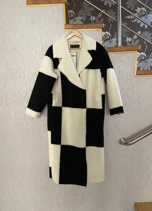 Пальто куртка косуха шахматный принт wednesday черная белая sinsay9 фото