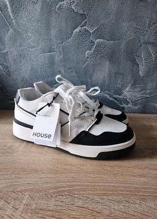 Кроссовки - house