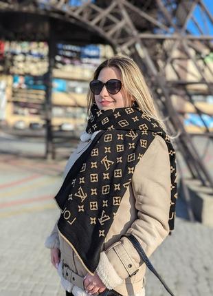 Двухсторонний шарф louis vuitton.
