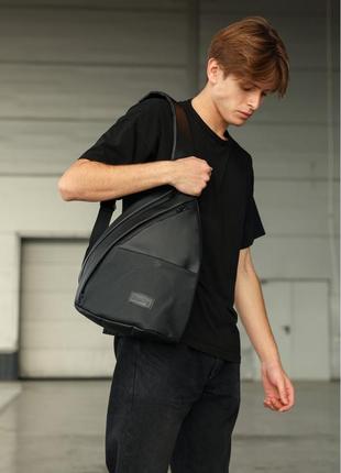 Мужская сумка через слинг плечо brooklyn черная с перфорацией экокожа8 фото