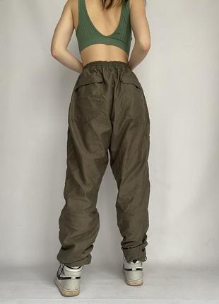 Топовые брюки карго цвета хаки2 фото
