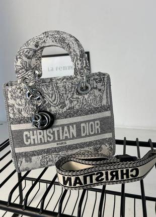 Dior textile lady 8