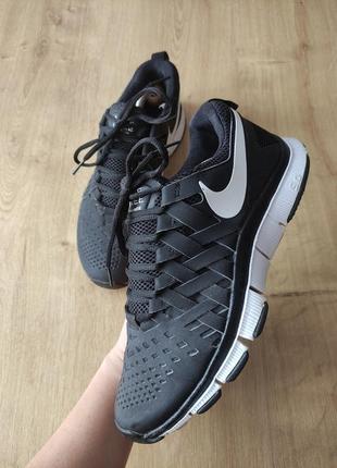 Фирменные мужские кроссовки  nike, оригинал, р.40,5.